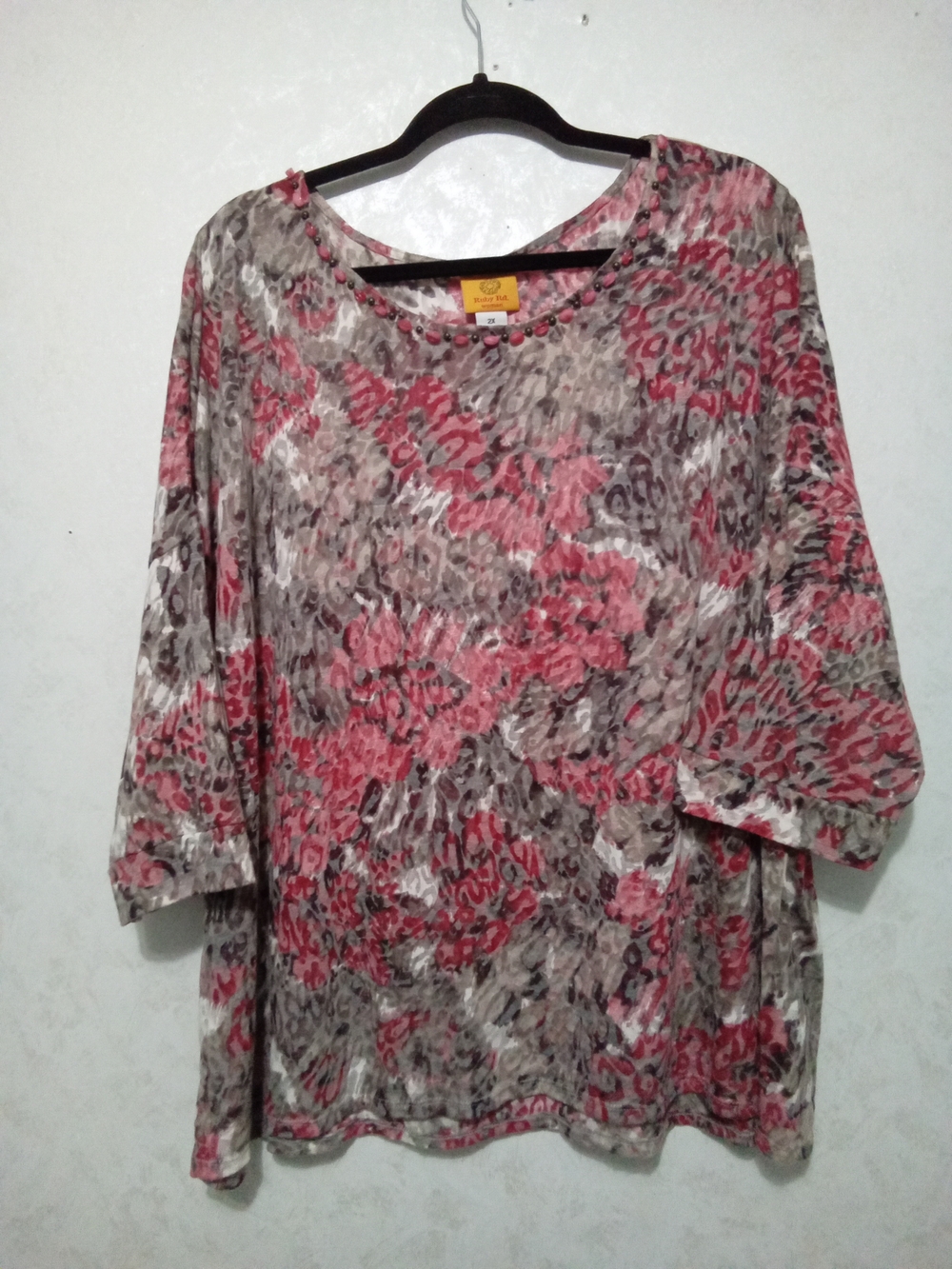 Ruby Rd. Woman Beaded Scoop Neck Animal Floral Print Top - Size 2X